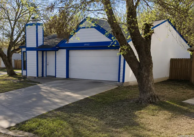 Photo 2 of Single family home for sale at 6046 Glacier Sun Dr, San Antonio, TX 78244 | MLS# 2010456 | Listing updated on 2026-08-31