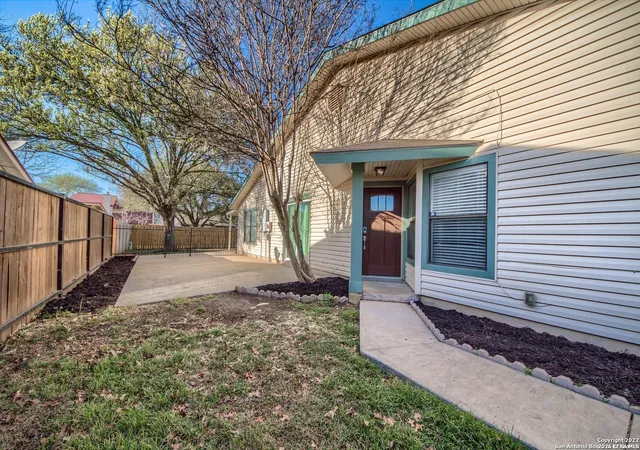 4th image of 10407 Country Blf, San Antonio, TX 78240 | MLS# 2010467