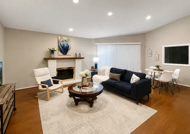 Listing Photo 1 - Condo for sale in building located at 11520 Huebner Rd, San Antonio, TX 78230 - Unit #107
