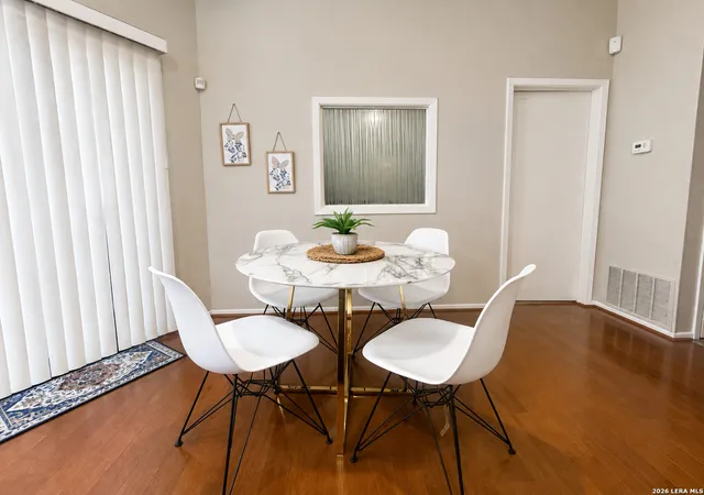 Listing Photo 3 - Condo for sale in building located at 11520 Huebner Rd, San Antonio, TX 78230 - Unit #107