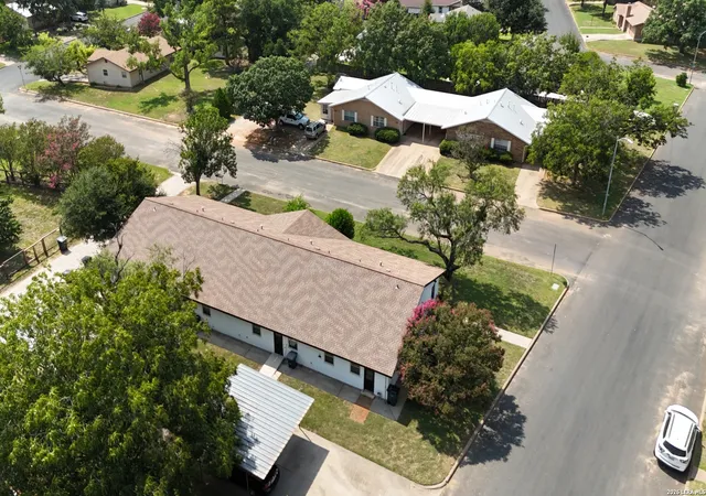 Photo 4 of Multi family home for sale at 1405 N Crockett St, Fredericksburg, TX 78624 | MLS# 2011654 | Listing updated on 2026-09-11