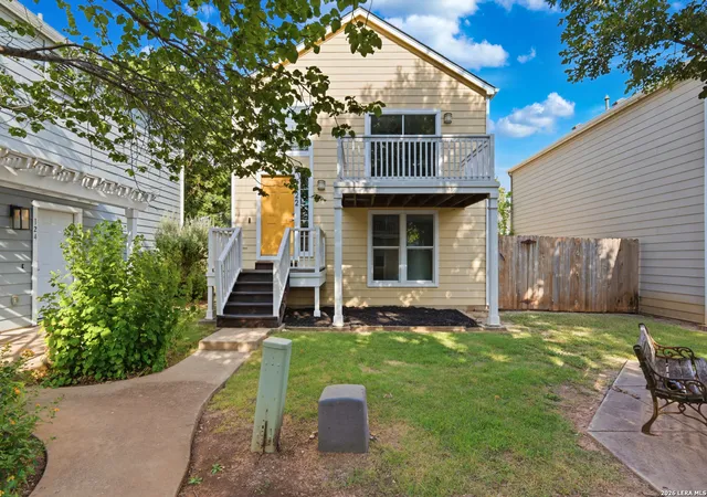 Listing Photo 3 - Condo for sale in building located at 122 Rush Hvn, San Marcos, TX 78666 - Unit #F093