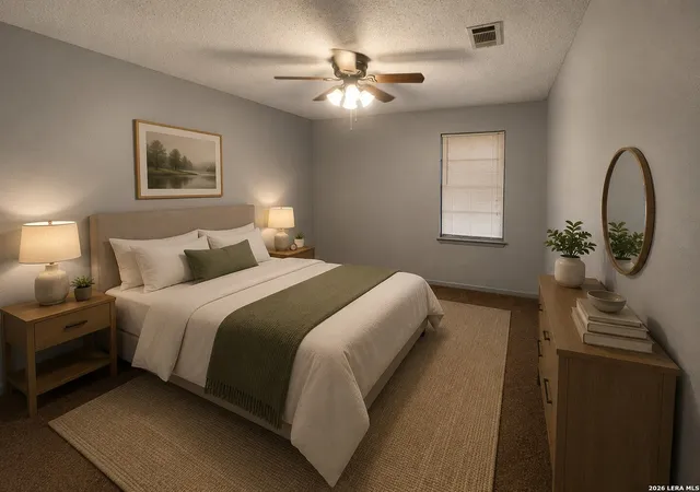 Listing Photo 2 - Condo for sale in building located at 1051 Country Clb, Seguin, TX 78155 - Unit #H31