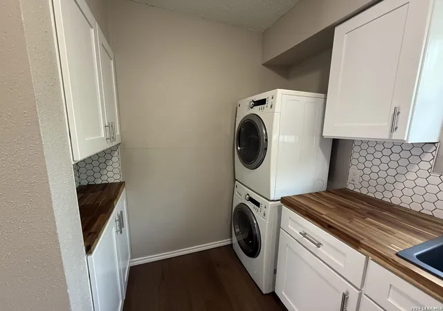 Photo 3 of Condo for sale at 3243 Nacogdoches Rd #1206, San Antonio, TX 78217 | MLS# 2012005 | Listing updated on 2026-09-07