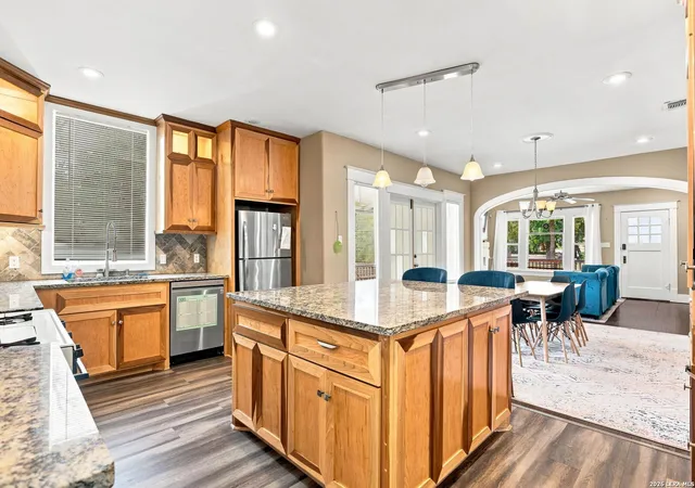 Photo 2 of Single family home for sale at 1000 Kayton Ave, San Antonio, TX 78210 | MLS# 2012300 | Listing updated on 2026-09-15