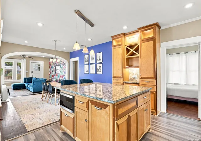 Photo 3 of Single family home for sale at 1000 Kayton Ave, San Antonio, TX 78210 | MLS# 2012300 | Listing updated on 2026-09-15