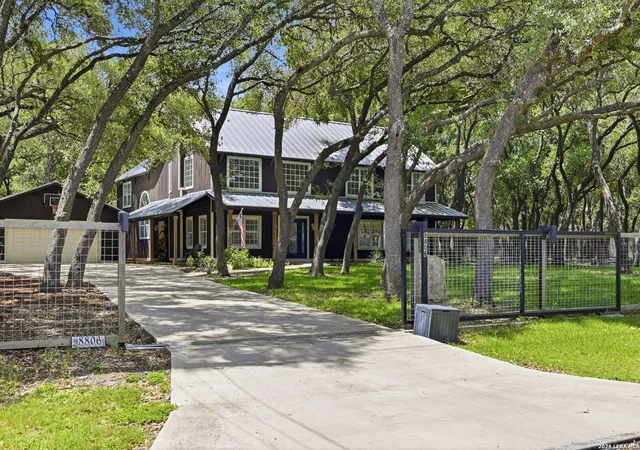 Photo 3 of Single family home for sale at 8806 Shoshoni Trl, San Antonio, TX 78255 | MLS# 2012783 | Listing updated on 2026-09-17