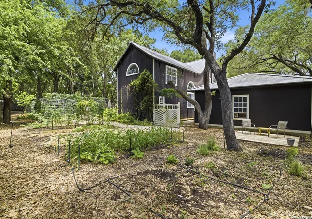 Photo 34 of Single family home for sale at 8806 Shoshoni Trl, San Antonio, TX 78255 | MLS# 2012783 | Listing updated on 2026-09-28