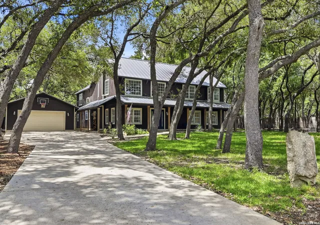 Photo 4 of Single family home for sale at 8806 Shoshoni Trl, San Antonio, TX 78255 | MLS# 2012783 | Listing updated on 2026-09-17