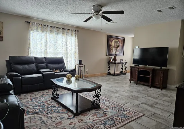 Photo 4 of Single family home for sale at 6803 Honeyridge Ln, San Antonio, TX 78239 | MLS# 2012798 | Listing updated on 2026-09-11