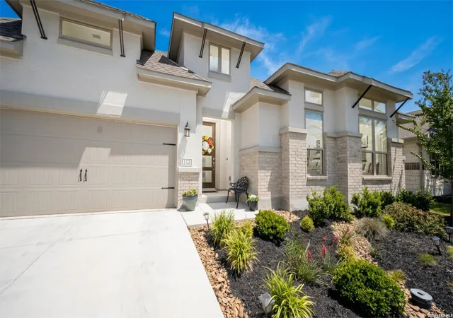 Photo 3 of Single family home for sale at 112 Valencia, Boerne, TX 78006 | MLS# 2012850 | Listing updated on 2026-09-11