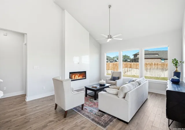 Photo 4 of Single family home for sale at 404 Glenwood Ranch, Cibolo, TX 78108 | MLS# 2012864 | Listing updated on 2026-08-31