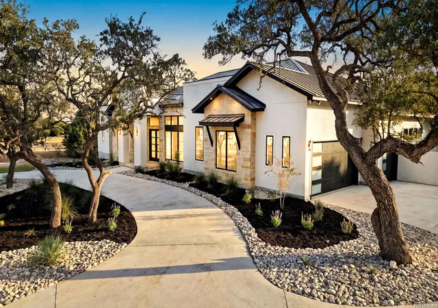 Photo 1 of Single family home for sale at 68 Ranch Hts, Fair Oaks Ranch, TX 78015 | MLS# 2012869 | Listing updated on 2026-09-11