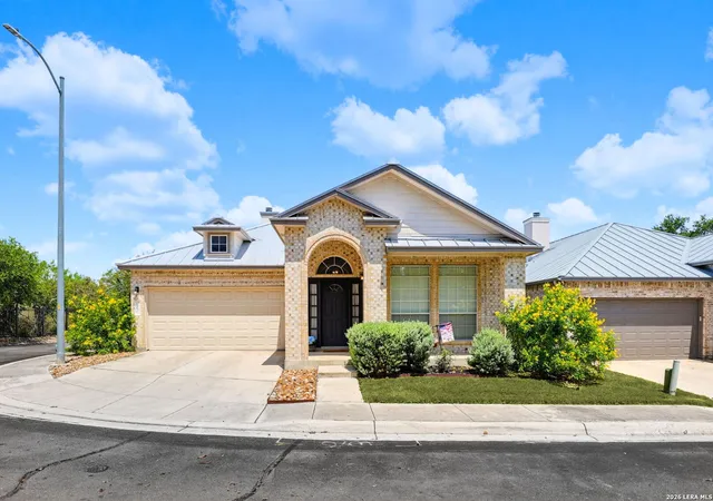 Photo 1 of Single family home for sale at 27 Fonthill Way, San Antonio, TX 78218 | MLS# 2012873 | Listing updated on 2026-09-11