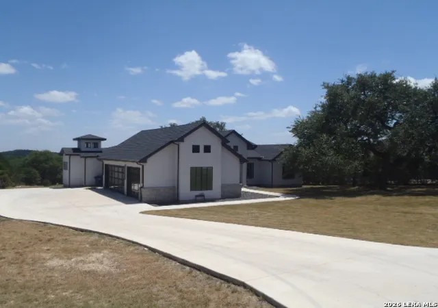 Photo 1 of Single family home for sale at 650 Shady Holw, New Braunfels, TX 78132 | MLS# 2012928 | Listing updated on 2026-09-11