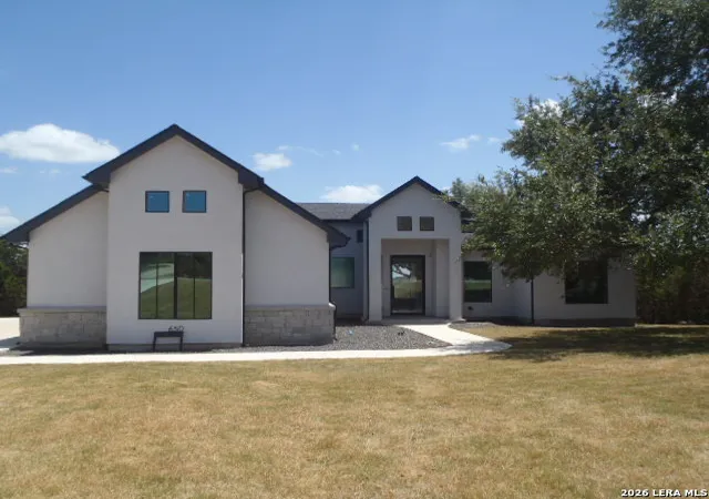 Photo 2 of Single family home for sale at 650 Shady Holw, New Braunfels, TX 78132 | MLS# 2012928 | Listing updated on 2026-09-11