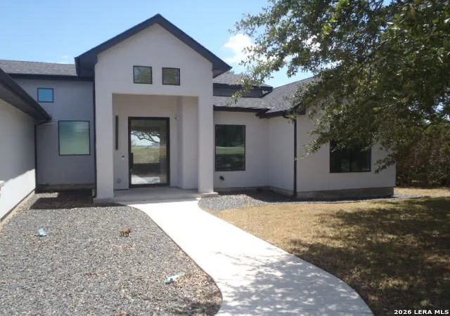 Photo 3 of Single family home for sale at 650 Shady Holw, New Braunfels, TX 78132 | MLS# 2012928 | Listing updated on 2026-09-11