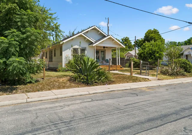 Single family home for sale at 1620 N Olive St, San Antonio, TX 78208 | MLS# 2012949
