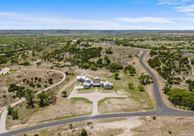 Photo 3 of Single family home for sale at 283 Soaring Eagles Dr, Fredericksburg, TX 78624 | MLS# 2012952 | Listing updated on 2026-09-11