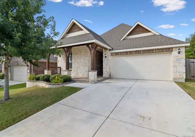 Photo 3 of Single family home for sale at 13944 Lazada, San Antonio, TX 78245 | MLS# 2012962 | Listing updated on 2026-09-11