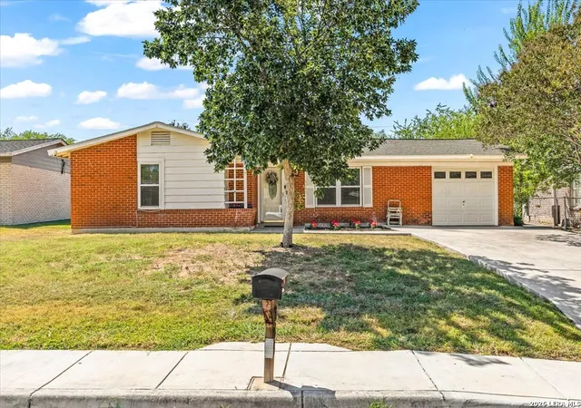 Photo 2 of Single family home for sale at 334 Bertetti Dr, San Antonio, TX 78227 | MLS# 2012963 | Listing updated on 2026-09-11