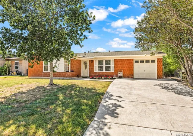 Photo 3 of Single family home for sale at 334 Bertetti Dr, San Antonio, TX 78227 | MLS# 2012963 | Listing updated on 2026-09-11