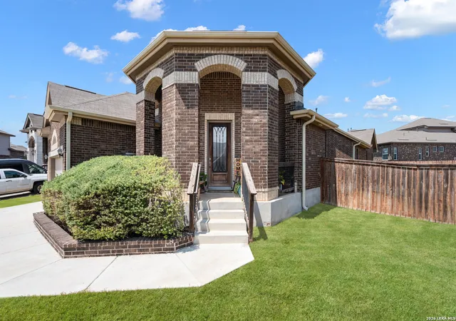Photo 2 of Single family home for sale at 9925 Bricewood Cv, San Antonio, TX 78254 | MLS# 2013004 | Listing updated on 2026-09-12