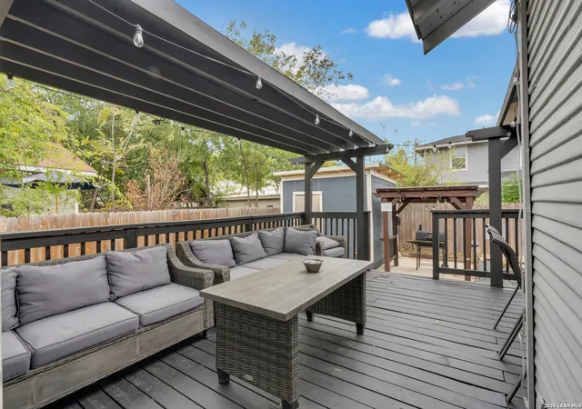 Photo 4 of Single family home for sale at 704 Cuney, San Antonio, TX 78210 | MLS# 2013025 | Listing updated on 2026-09-11