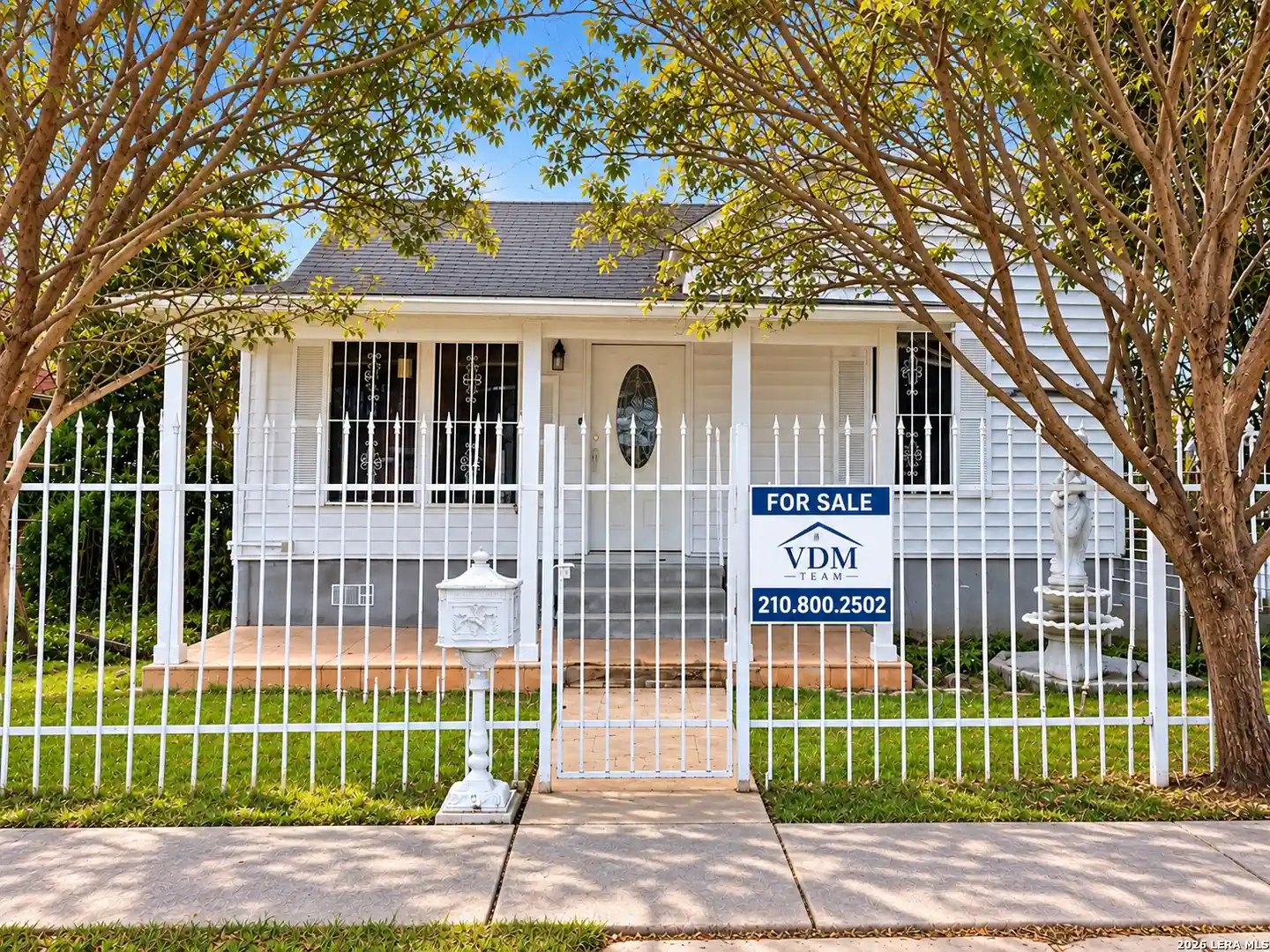 Single family home for sale at 622 W Baylor, San Antonio, TX 78204 | MLS# 2018620