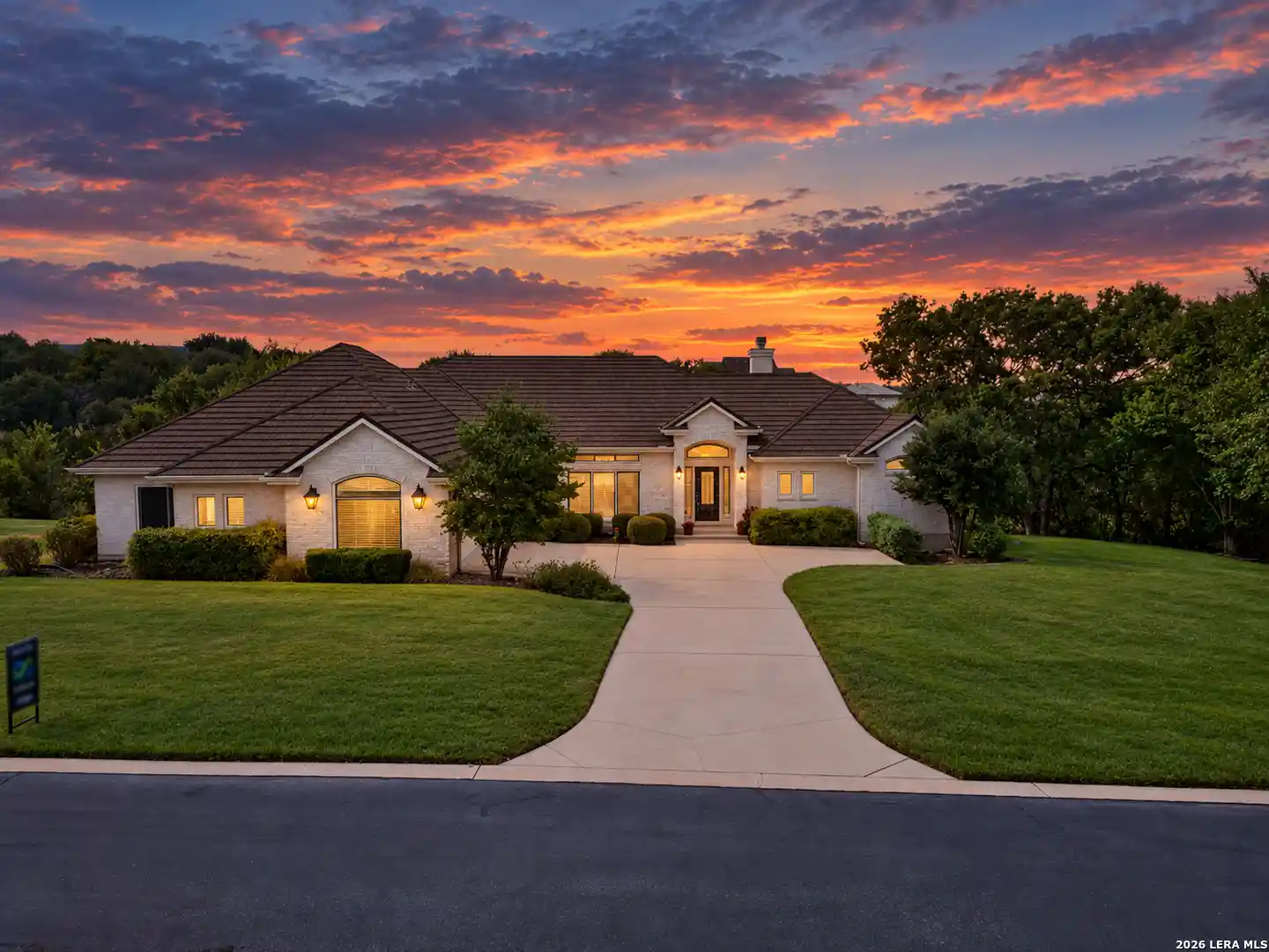 Photo 1 of Single family home for sale at 209 Overlook Ct, Georgetown, TX 78628 | MLS# 2019376 | Listing updated on 2026-10-08