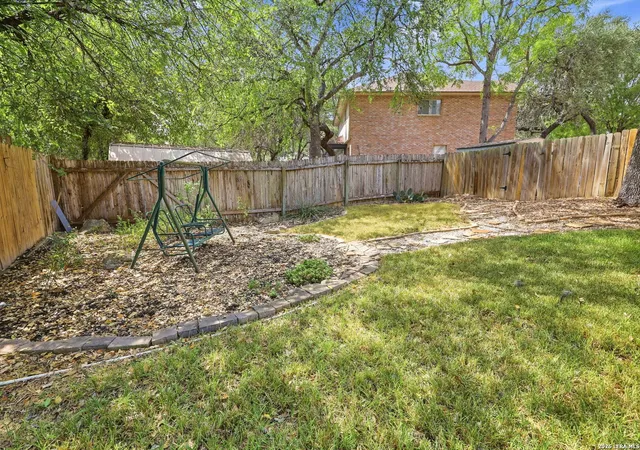 Photo 34 of Single family home for sale at 9802 Hawkwood, San Antonio, TX 78250 | MLS# 2019543 | Listing updated on 2026-10-07