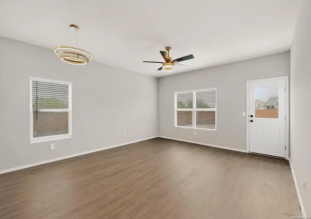 Photo 3 of Single family home for sale at 3038 Laguna Clfs, Converse, TX 78109 | MLS# 2019709 | Listing updated on 2026-10-08