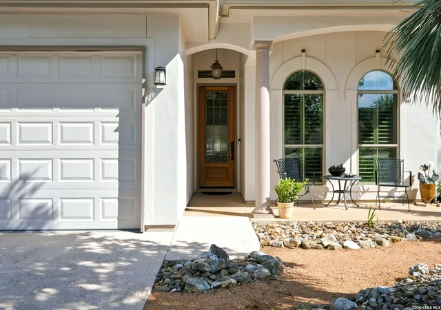 Photo 4 of Single family home for sale at 2748 Indian Wells Dr, Kerrville, TX 78028 | MLS# 2019710 | Listing updated on 2026-10-09