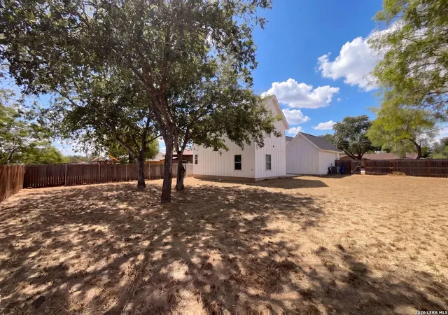 Photo 4 of Single family home for sale at 926 Joyce Marlene, Poteet, TX 78065 | MLS# 2019711 | Listing updated on 2026-10-09