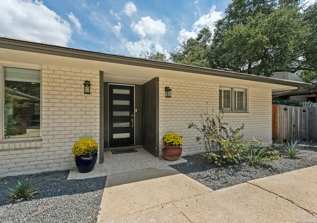 Photo 3 of Single family home for sale at 7918 Thornhill St, San Antonio, TX 78209 | MLS# 2019728 | Listing updated on 2026-09-28