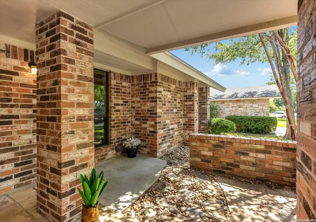 Photo 3 of Single family home for sale at 4708 Cap Rock, Austin, TX 78735 | MLS# 2019734 | Listing updated on 2026-09-30