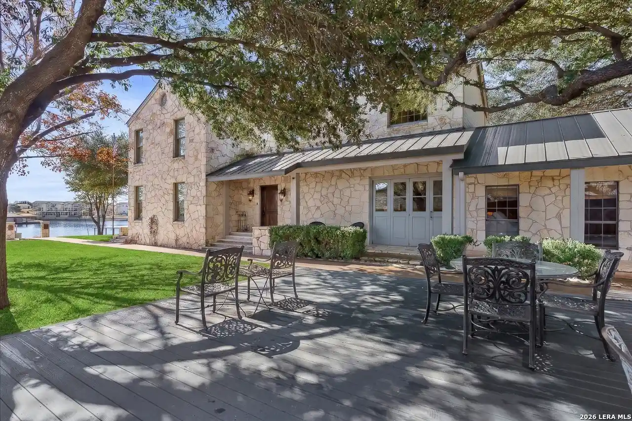 Photo 1 of Single family home for sale at 135 Perry Ln, Kingsland, TX 78639 | MLS# 2021635 | Listing updated on 2026-10-17