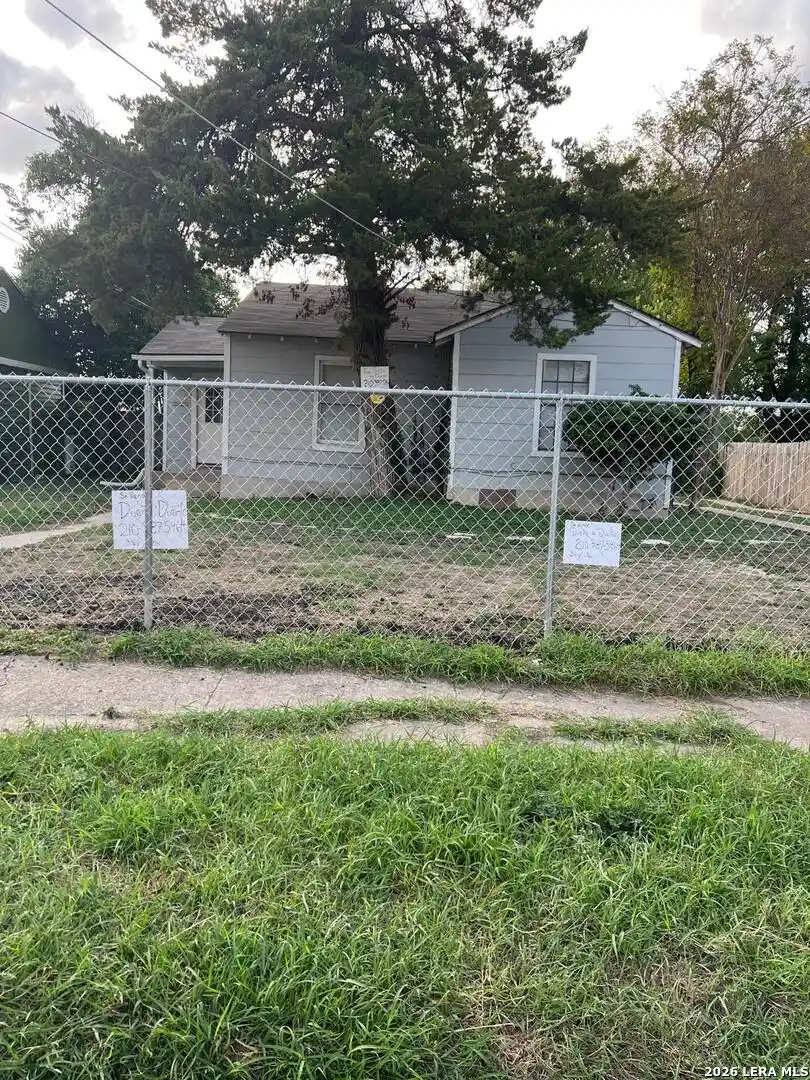 Single family home for sale at 1011 Jennings Ave, San Antonio, TX 78225 | MLS# 2023207