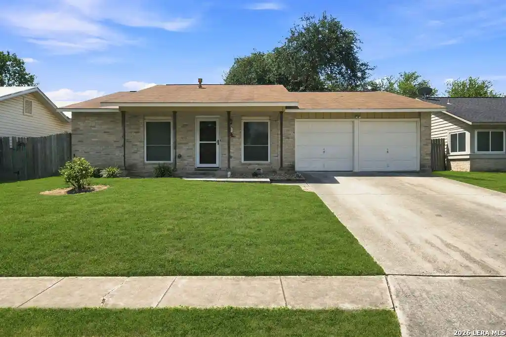 Photo 1 of Single family home for sale at 5930 Oak Run St, San Antonio, TX 78247 | MLS# 2024740 | Listing updated on 2026-10-20