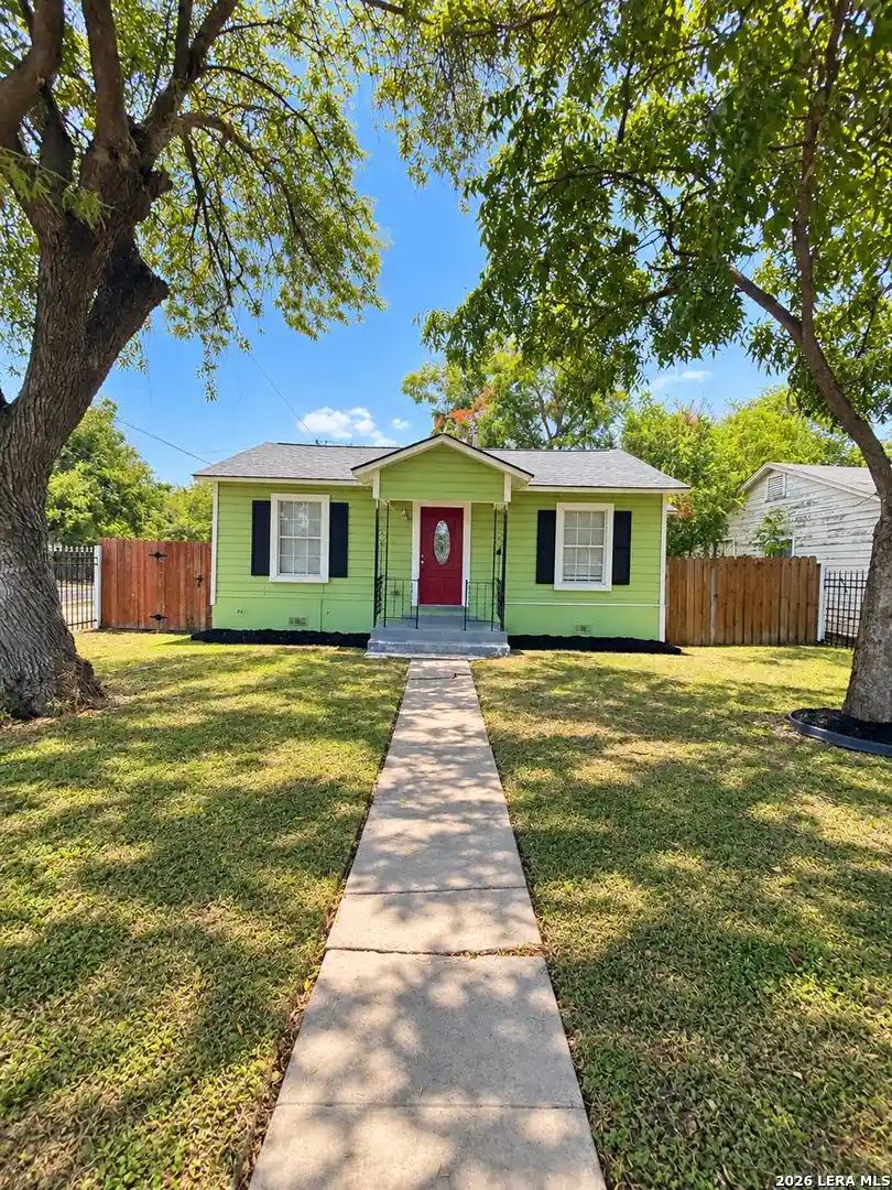 Photo 1 of Sale Pending at 1439 Alhambra, San Antonio, TX 78201 | MLS# 2025376 | Listing updated on 2026-10-27