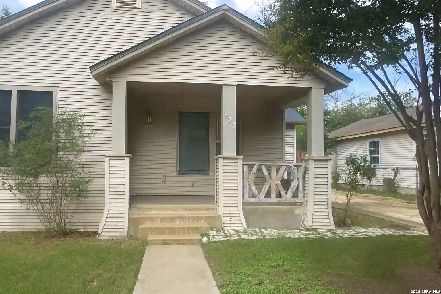 Photo 1 of Single family home for sale at 327 Hermitage, San Antonio, TX 78223 | MLS# 2025501 | Listing updated on 2026-10-22