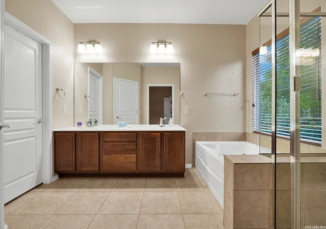 Photo 4 of Single family home for sale at 4510 Fort Boggy, San Antonio, TX 78253 | MLS# 2027183 | Listing updated on 2026-10-30
