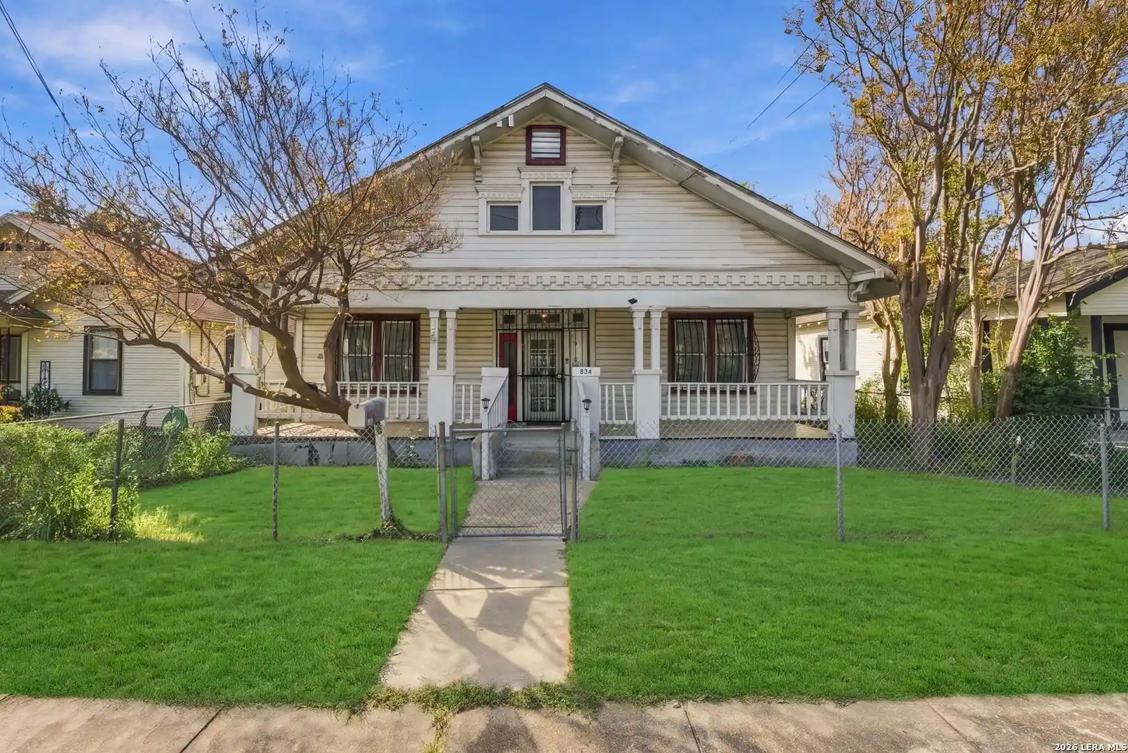 Photo 1 of Single family home for sale at 834 Arbor Pl, San Antonio, TX 78207 | MLS# 2027262 | Listing updated on 2026-10-30