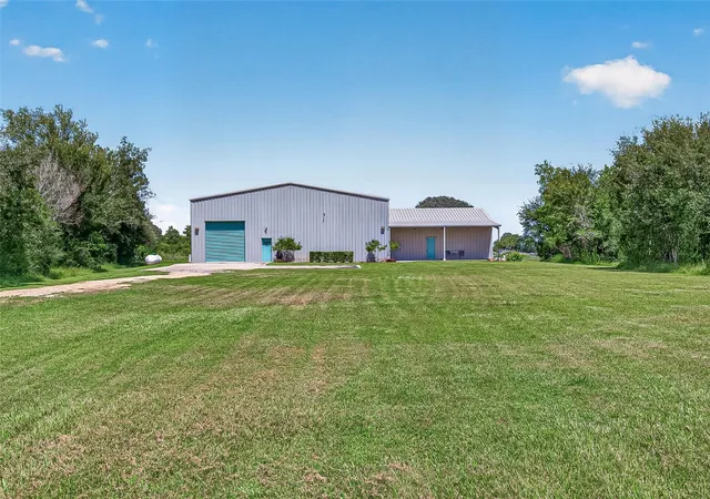 Photo 3 of Single family home for sale at 22610 Cessna Rd, Needville, TX 77461 | MLS# 56447734 | Listing updated on 2026-09-07