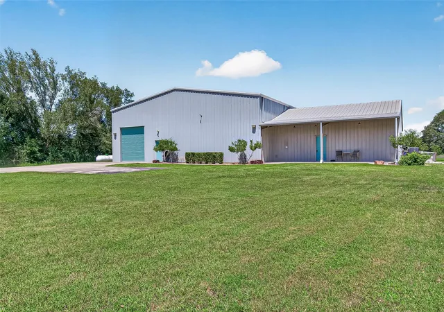 Photo 4 of Single family home for sale at 22610 Cessna Rd, Needville, TX 77461 | MLS# 56447734 | Listing updated on 2026-09-07