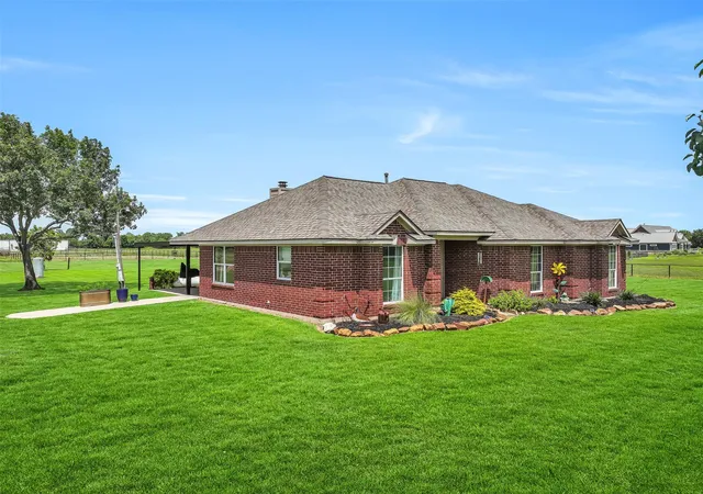 Photo 3 of Single family home for sale at 5901 Scopel Rd, Manvel, TX 77578 | MLS# 35053700 | Listing updated on 2026-09-22