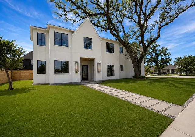 5th image of 1237 Althea Dr, Houston, TX 77018 | MLS# 56064483