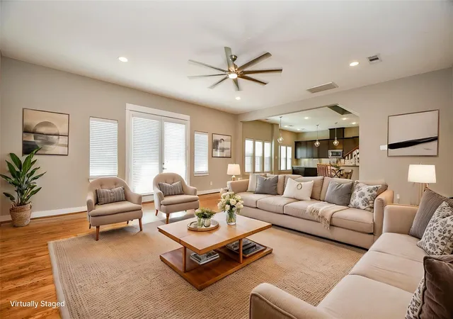 4th image of 955 W 24Th St #D, Houston, TX 77008 | MLS# 84088244