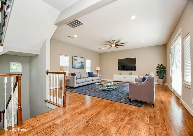 5th image of 955 W 24Th St #D, Houston, TX 77008 | MLS# 84088244
