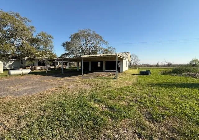 Homes for sale in Nome, TX | 33955 Fm 365, Nome, TX 77629 | MLS# 50172239